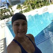 Capacitación de entrenamiento de natación en iniciación he integración de diferentes técnicas para niños y adultos